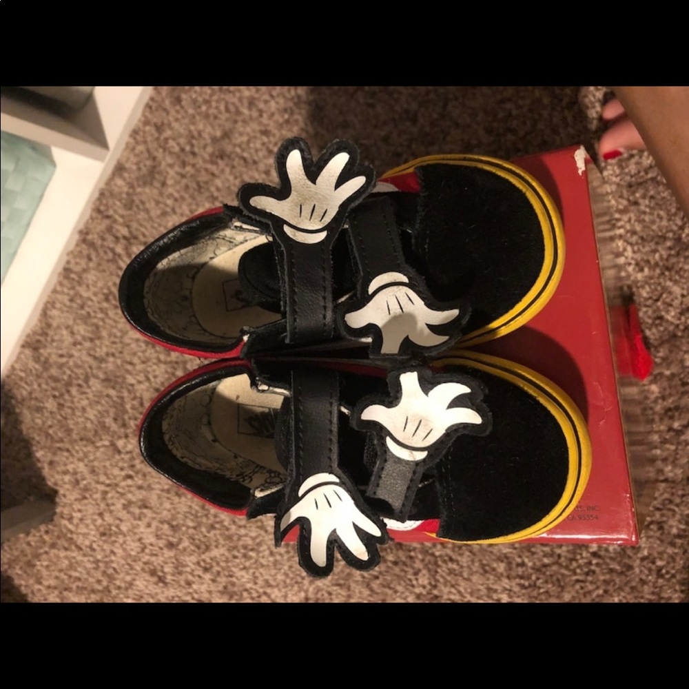 Limited edition MICKEY vans
